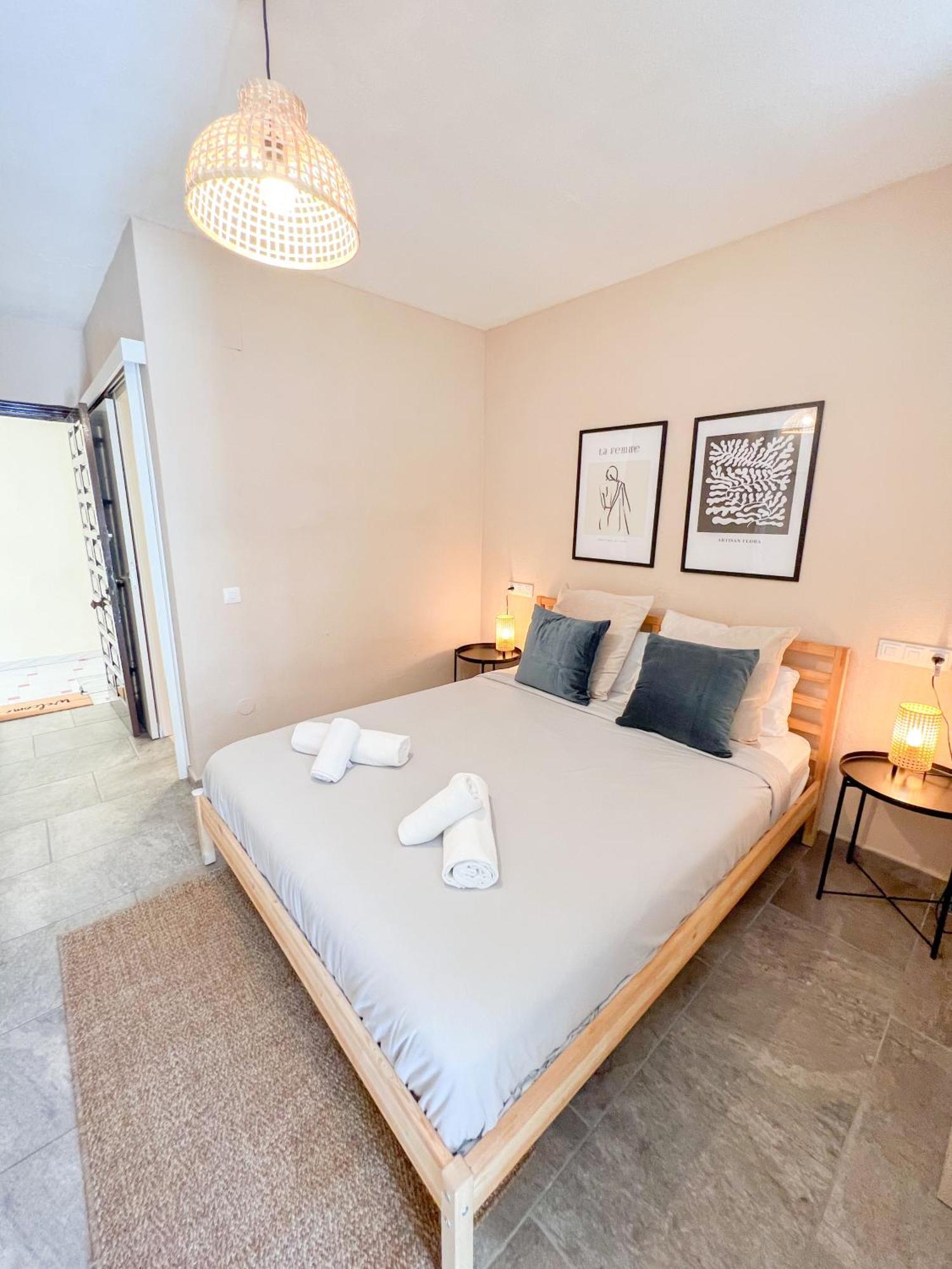 Cozy & Sunny Carihuela Park Apartment Torremolinos Exterior photo
